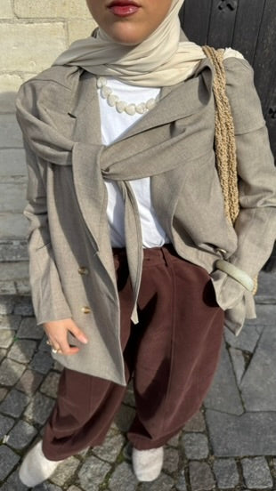 The Relaxed Flow Trousers in Maroon